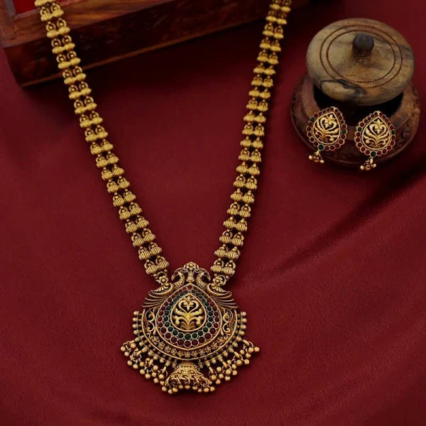 Long Haram Neckpiece With Earring