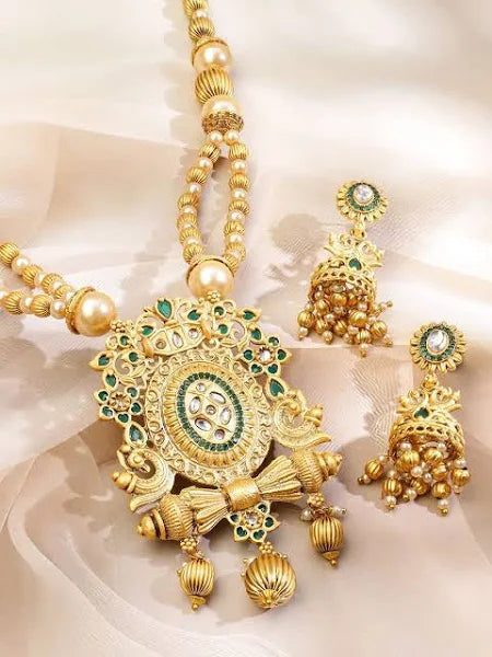 Rubans Kundan Studded Necklace Set